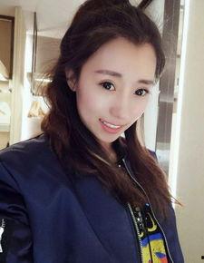 吃瓜娱乐微博头像图片女,揭秘吃瓜娱乐微博头像女生背后的故事”